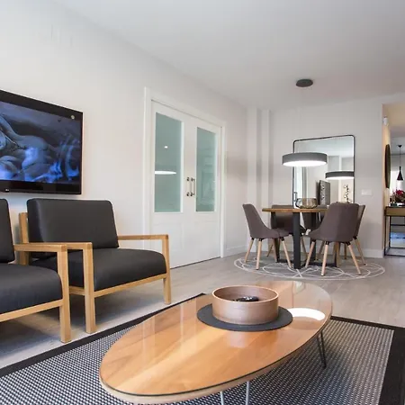 Caleta Homes - Ancha Del Carmen Apartment Malaga